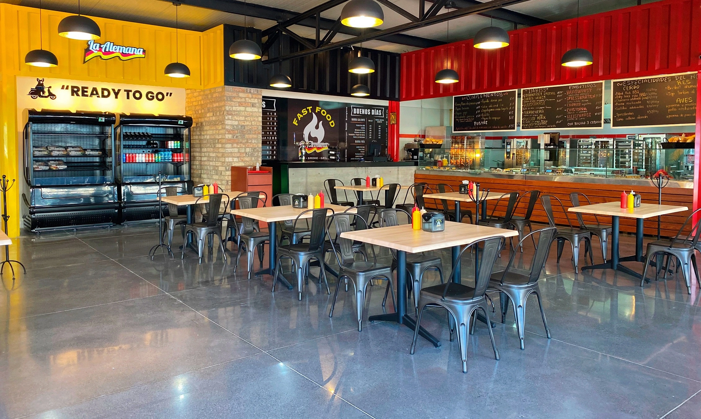 Tortas y sándwiches en feria